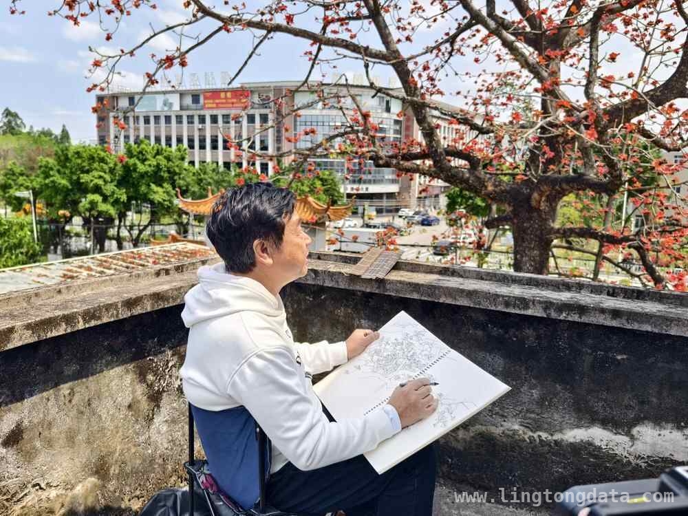 粤港澳画家齐聚，借木棉写生传承红色文化，“英雄花开”写生：以艺术之笔传承广州英雄精神
