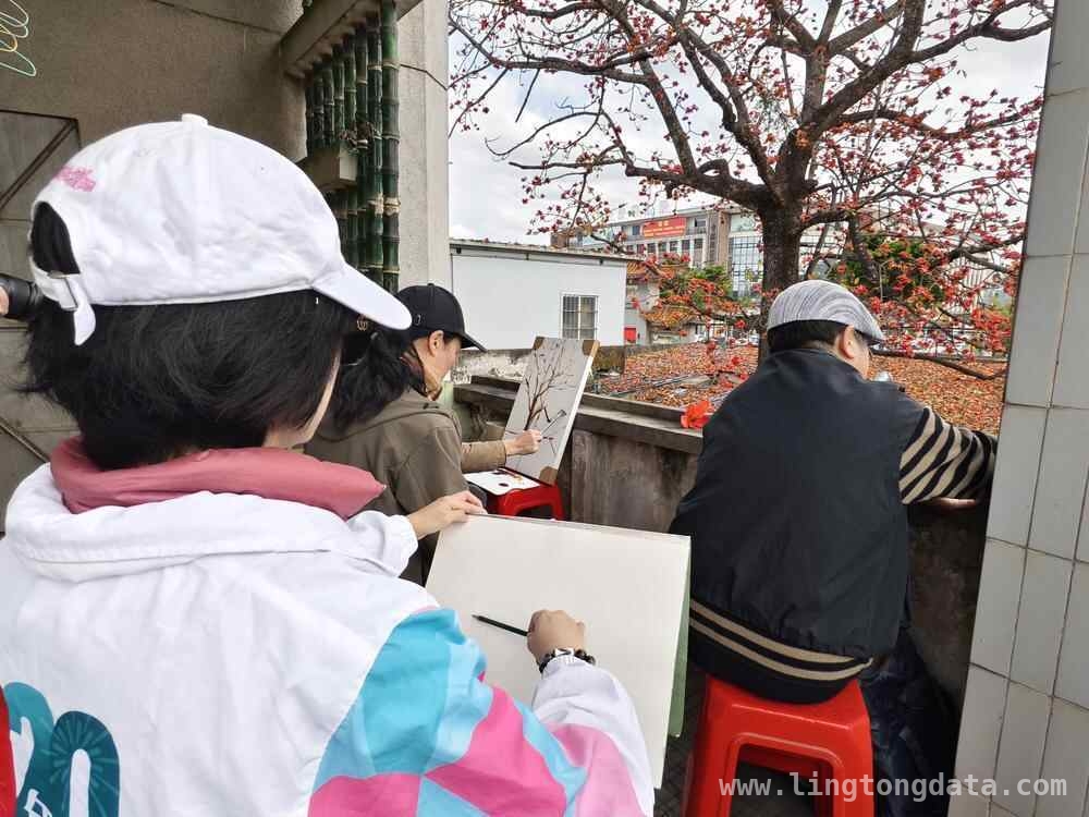 粤港澳画家齐聚，借木棉写生传承红色文化，“英雄花开”写生：以艺术之笔传承广州英雄精神
