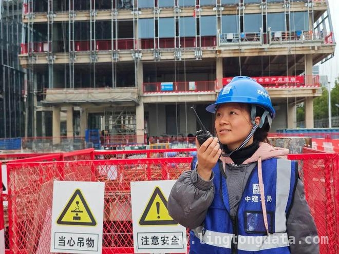 徐汇工地：巾帼力量绽放别样光彩
