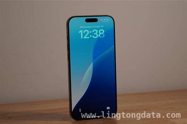 重磅！iPhone 17系列4款机型齐上苹果自研Wi-Fi 7芯片，博通堪忧 苹果iPhone 17全系搭载自研Wi-Fi 7芯片，博通面临挑战