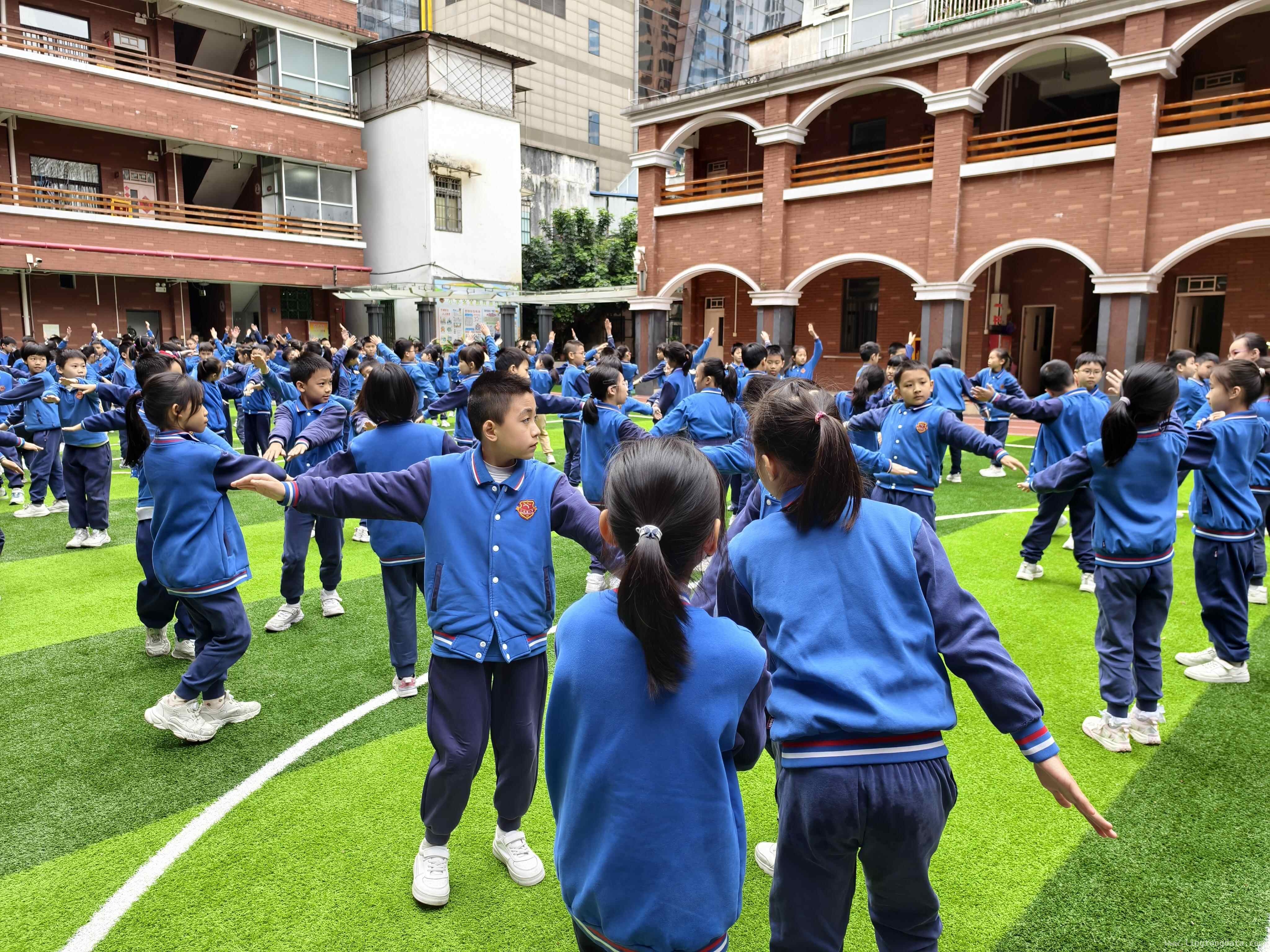 小北路小学“小飞机”微研学：跨学科学习的创新典范