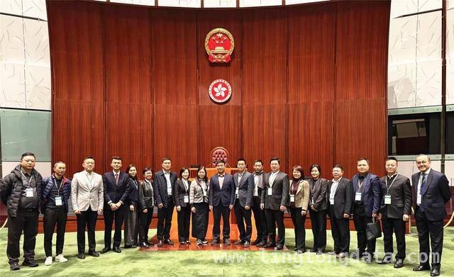 “法治罗湖行”开启深港法治交流新篇章，携手培育守法爱国青年