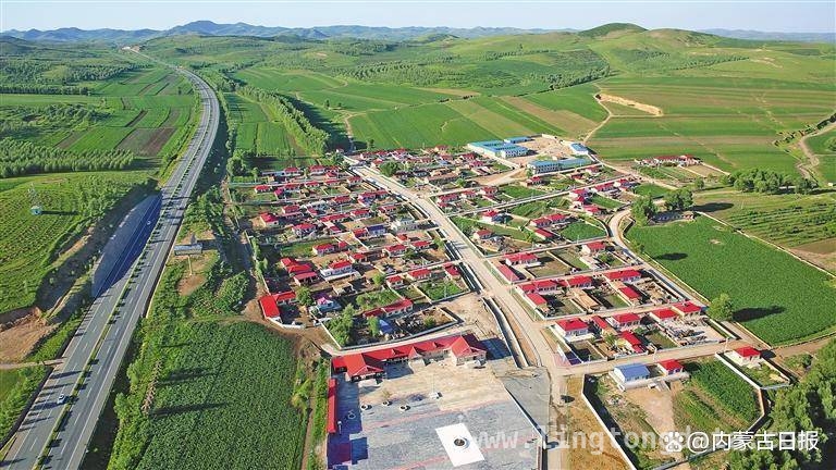 内蒙古公路发展：穿越时空，连接幸福，内蒙古公路：畅行之路，振兴之脉