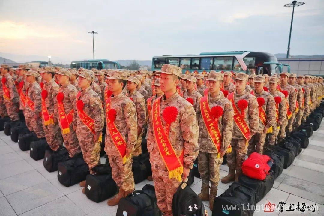 梅州新兵告别家乡，怀揣使命奔赴绿色军营，3月18日梅州新兵集结出发，军地共寄殷切期望