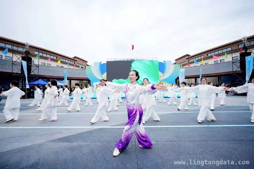 安州健身气舞：传统文化与现代艺术的完美邂逅 探秘安州：健身气舞引领全民健身新风尚