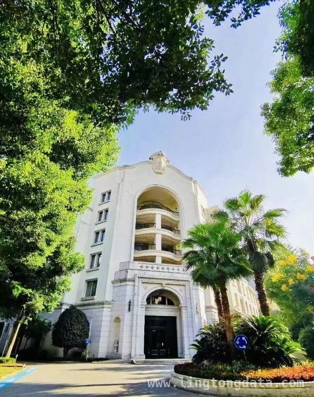 上海花园酒店大揭秘，带你领略春天的慢生活，漫步上海花园酒店，感受春日浪漫与历史韵味