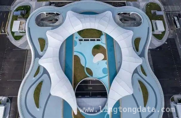 外交部力荐，上海滴水湖地铁站邀全球游客共赏美景，海外社交平台爆火！上海滴水湖地铁站凭啥被力推？