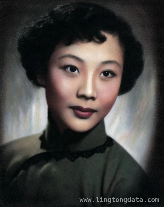 97岁京剧赵派创始人赵燕侠逝世，艺坛巨星陨落，京剧泰斗赵燕侠辞世，八十余载艺术生涯熠熠生辉