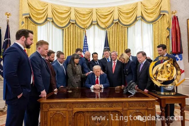 特朗普电话棋局：乌克兰沦为盘中餐？，特朗普先普后乌电话：背后深意几何？