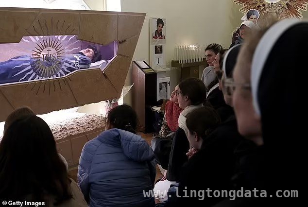 15岁英年早逝，卡洛·阿库蒂斯封圣引发争议 千禧圣人诞生：卡洛·阿库蒂斯封圣背后的秘密