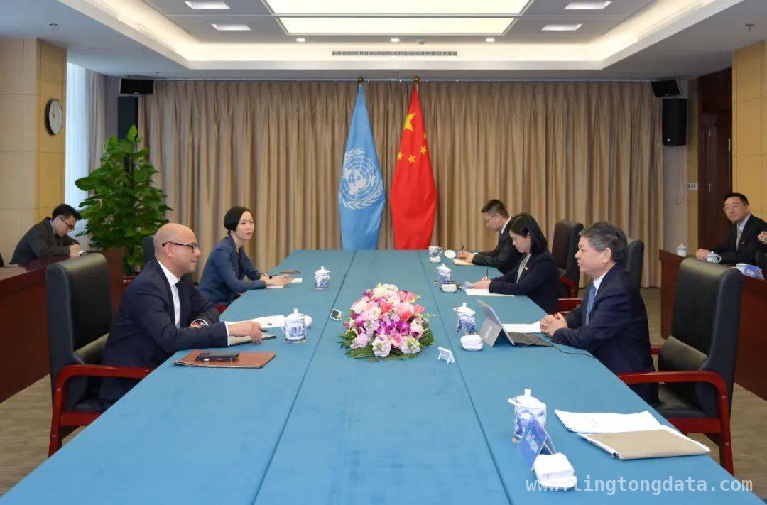 黄润秋会见西蒙·斯蒂尔，为全球气候治理注入新动力