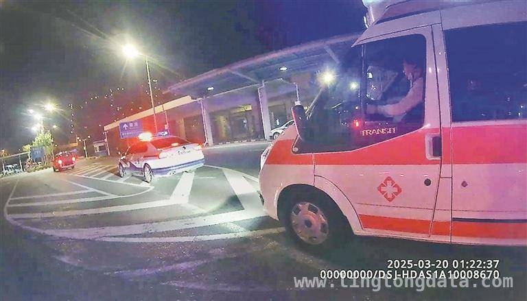 皇岗边检站凌晨大救援，三护香港同胞生命归途，深港边境的生死时速：皇岗边检站一夜守护三条生命