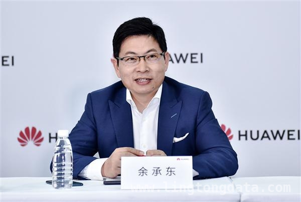 鸿蒙生态全面铺开：人才稀缺，市场份额亮眼！