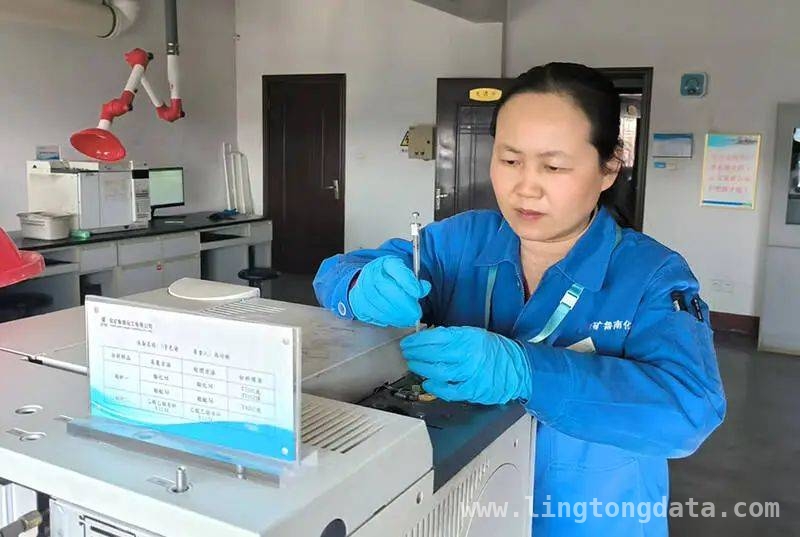 鲁南化工职工改善成果显著，“金点子”换来效益与福利，职工智慧闪耀鲁南化工，自主改善项目带来丰厚回报