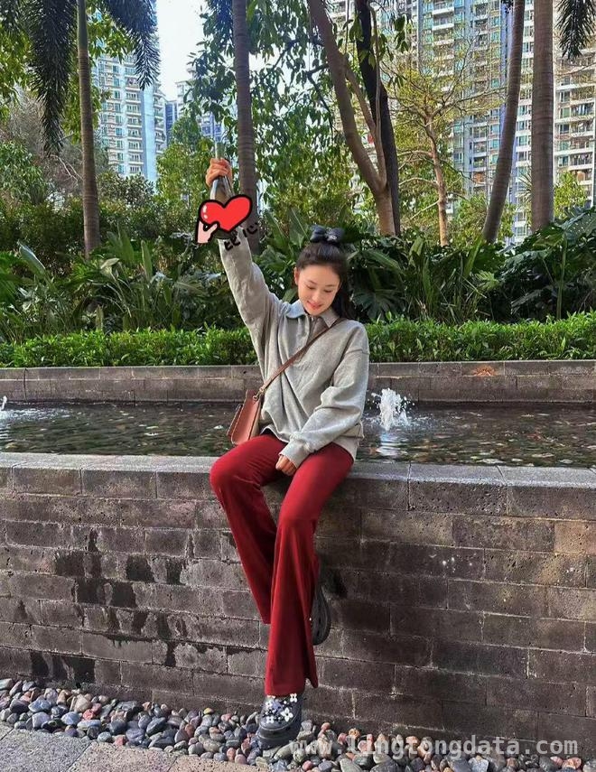 张馨予自曝体重困扰，母女携手开启减肥之旅！，张馨予事业爱情双丰收，却为体重“烦恼”不已！