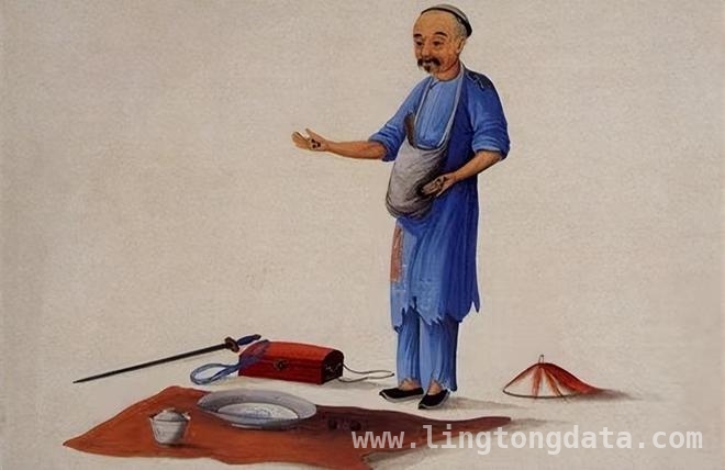 老人被“变钱”戏法骗走积蓄，法律严惩诈骗犯