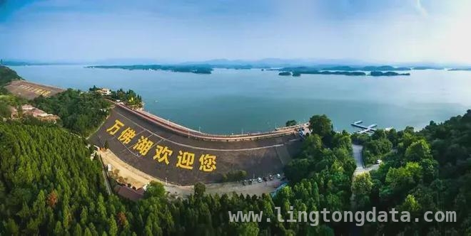 2024年，景区“跪式服务”何时休？