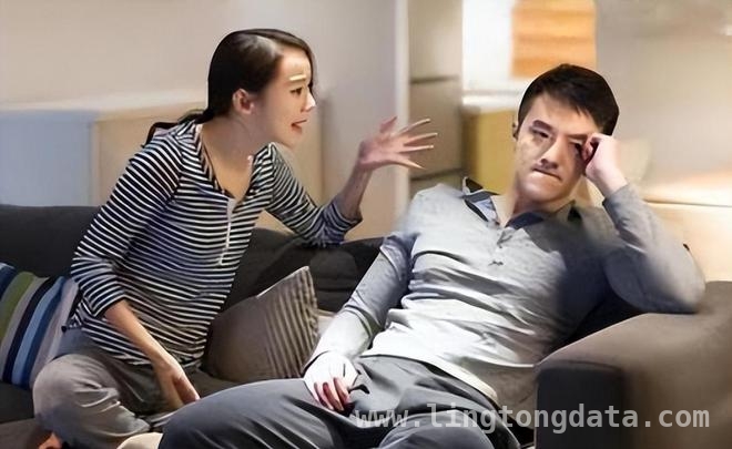 从甜蜜婚姻到破碎残局：护士出轨引发的风波 护士出轨后狮子大开口，丈夫曝光引轩然大波
