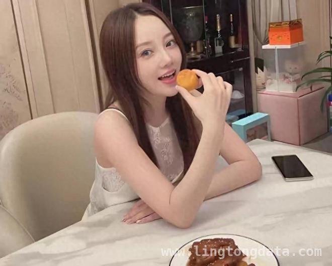 甜馨学校遇困境，李小璐度假展风采，母爱缺席引深思 李小璐海南度假逍遥，12岁甜馨学校被孤立无人问津？