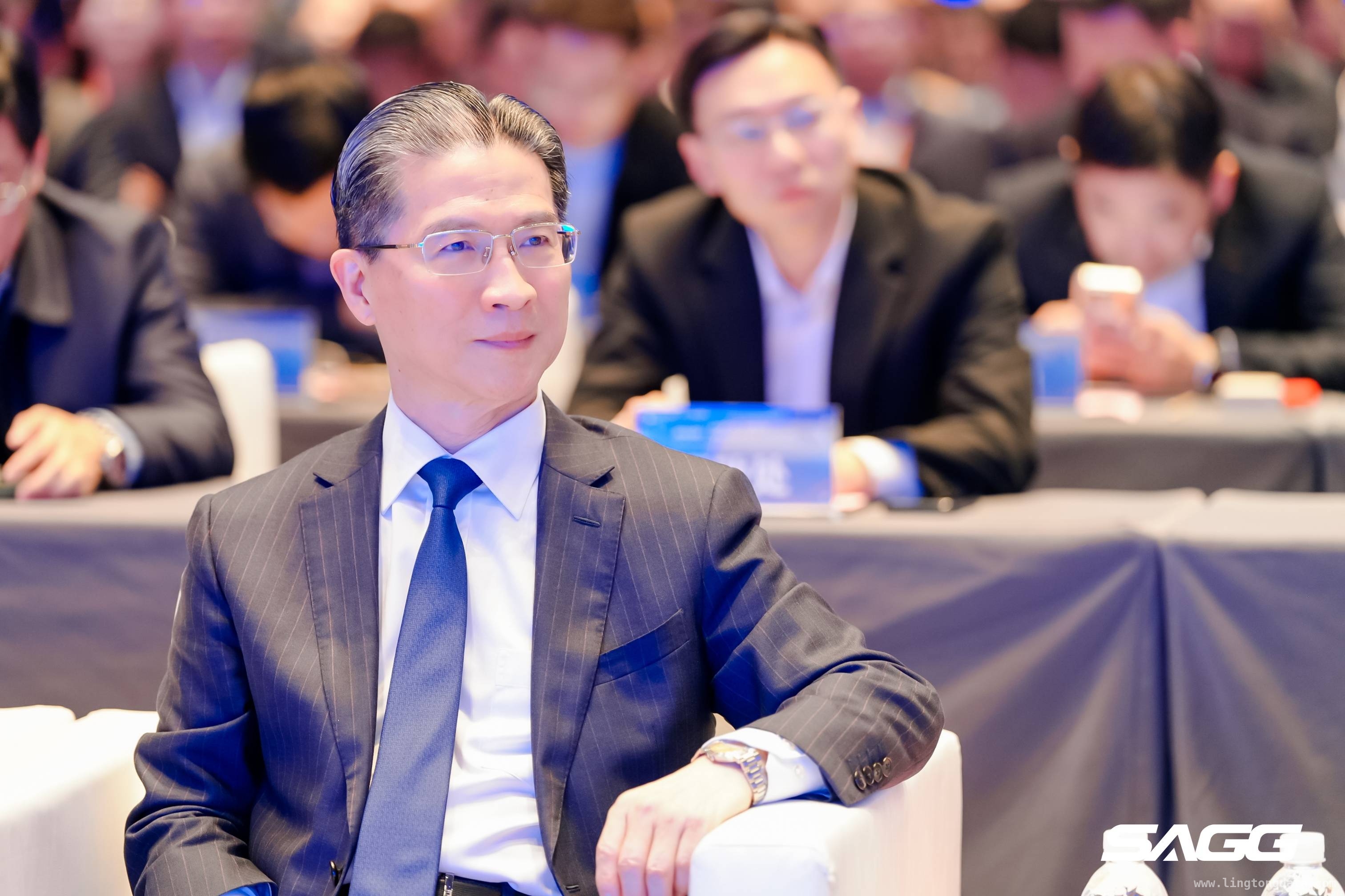 民营企业成“走出去”主力军，周汉民建言中资企业海外发展之路 2025中资企业“走出去”大会：周汉民提出多项支持企业出海建议