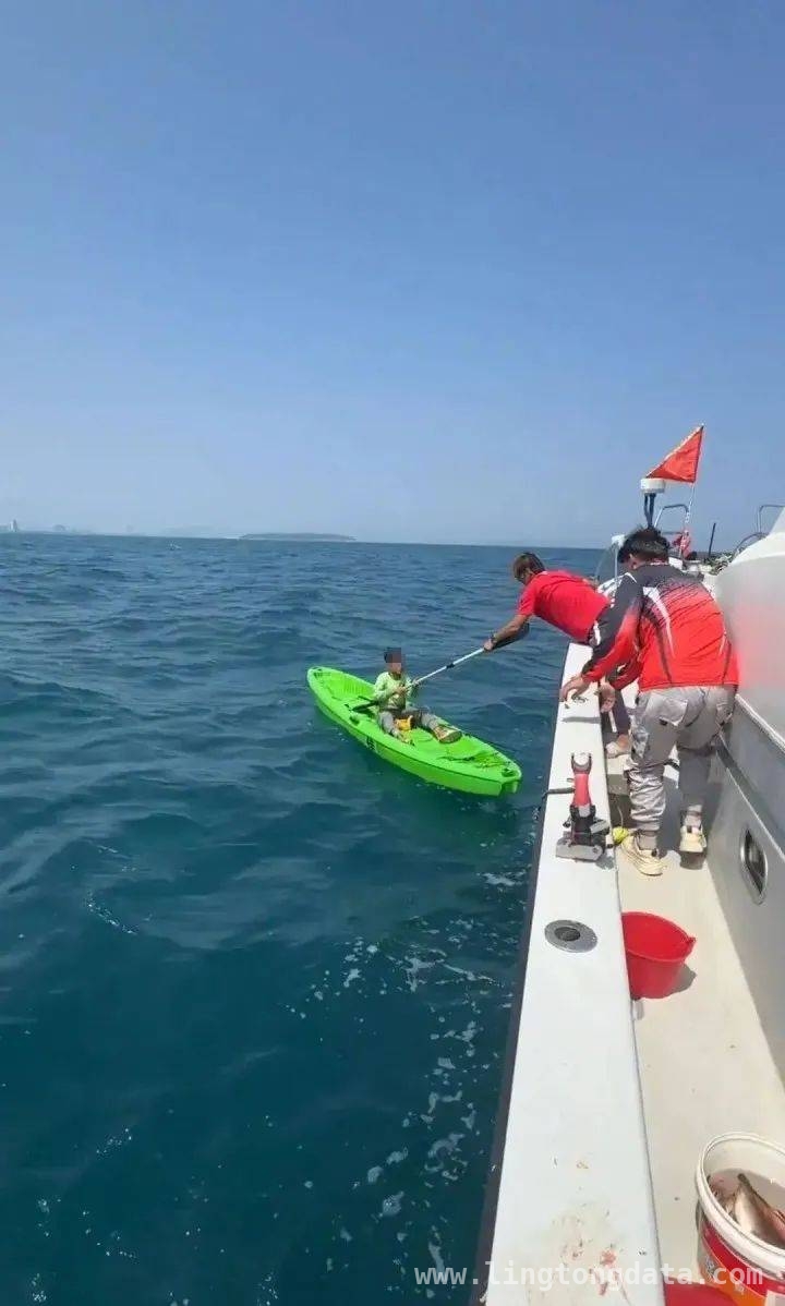 惊！10岁男孩海上漂流，幸运获救平安回家
