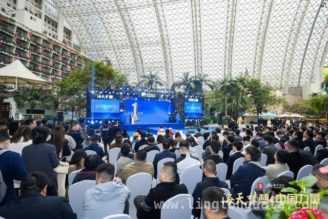 第七代海之蓝与高线光瓶酒登场，洋河引领白酒新潮流