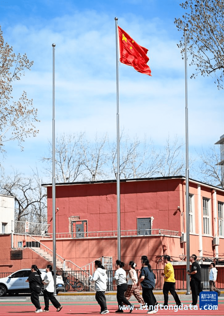 聚焦中国农业大学东校区减脂课：从操场到食堂的健康探索，中国农大东校区减脂课：运动+智慧食堂，助力学生减脂