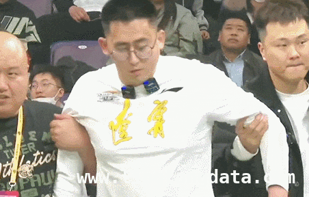 曾经体坛骄子抗癌路再遇波折，乐观精神感动众人