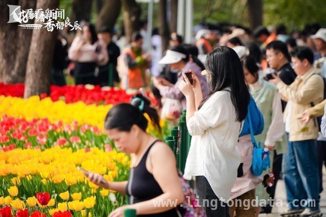 新国风婚礼在静安绽放，“姻缘周”开启甜蜜消费热潮 静安区花朝节集体婚礼：生态与商圈共筑婚恋经济新篇