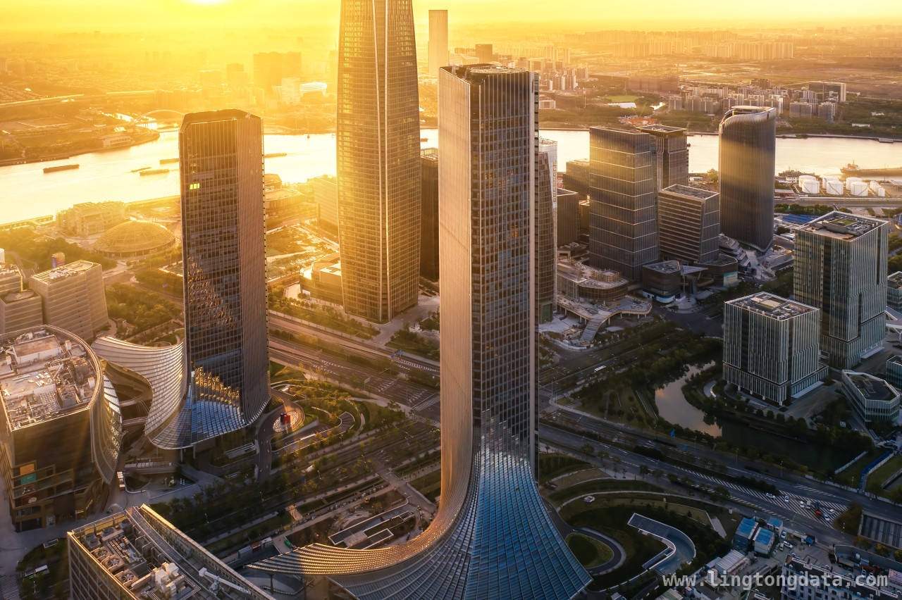 2025年上海楼市“小阳春”：热度持续，前景可期，上海楼市“小阳春”：新房二手齐升温，市场活力尽显