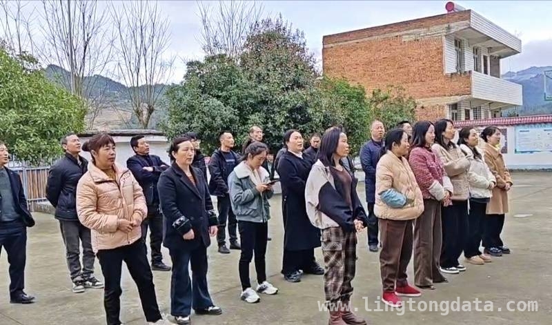 周廷勇：从山歌缭绕的田间走向“村晚”璀璨舞台