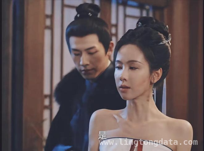 从雁回时看演员身材管理：陈都灵瘦与傅菁飒的反差，古偶剧雁回时：陈都灵与傅菁身材对比看角色代入感