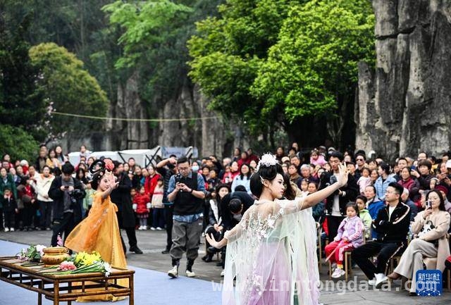 重庆璧山秀湖公园：一场传统文化礼仪的沉浸式盛宴，重庆璧山秀湖公园传统文化礼仪展示活动，带你领略中华古韵
