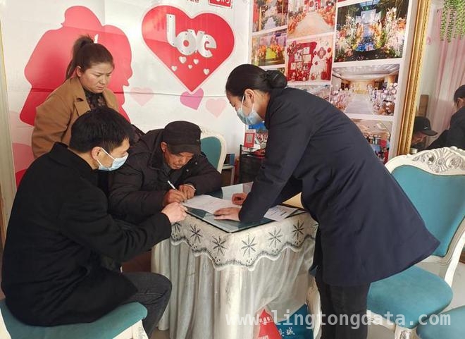 湖北黄冈：不动产登记中心上门服务，提升群众幸福感，黄冈浠水不动产登记中心：上门便民面签，服务暖人心