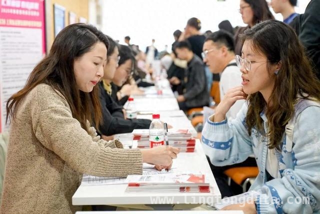 AI风口下，人才争夺战正酣，你准备好了吗？
