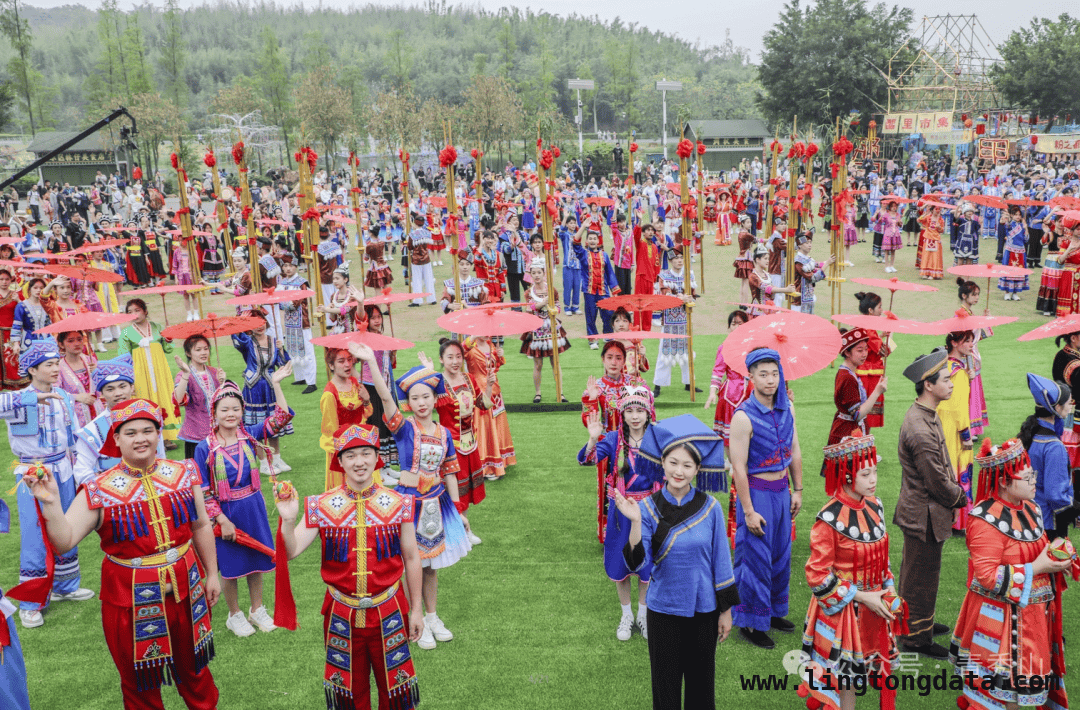 “三月三”打卡青秀山，免费入园攻略在此！，青秀山“三月三”免票狂欢，多重福利来袭！