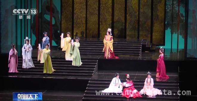 我的大观园：传统戏曲的创新突围，场场满座 新编越剧我的大观园：打破传统，俘获青年戏迷心