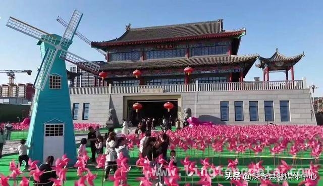 音乐、风车与亲子互动，我县粉红风车节等你来打卡