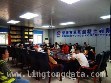 龙华交警开展货运安全宣讲，为企业员工敲响警钟 深圳龙华交警走进企业，共筑货运交通安全防线