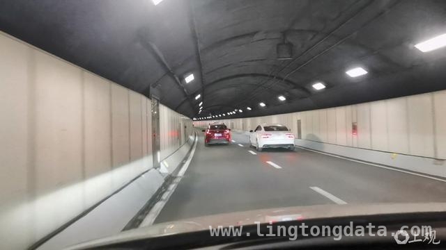 申城隧道灯光之困，何时才能告别“眩晕驾驶”？