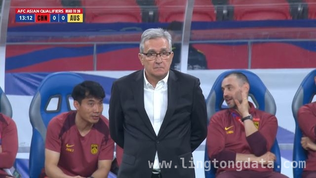 半场好球难掩颓势，国足主场负澳盼后程逆袭