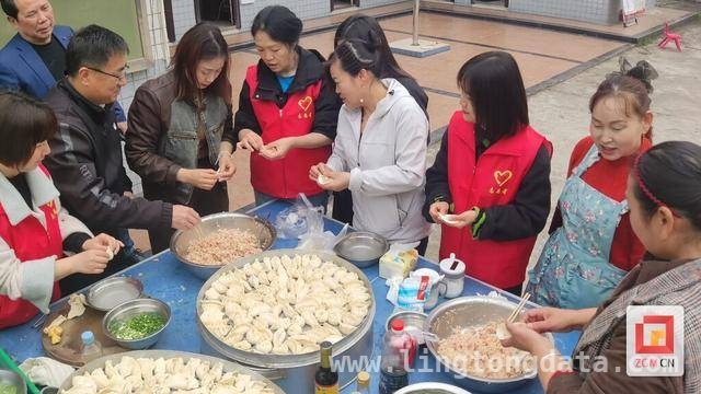 清明时节，群光村以青团为媒传承传统文化 自流井区清明活动：青团飘香，社区情谊更浓