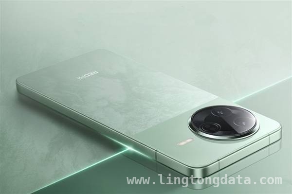 年底子系列旗舰大升级，REDMI K90 Pro亮点纷呈！，REDMI K90 Pro：潜望长焦+强劲芯片，值得期待！