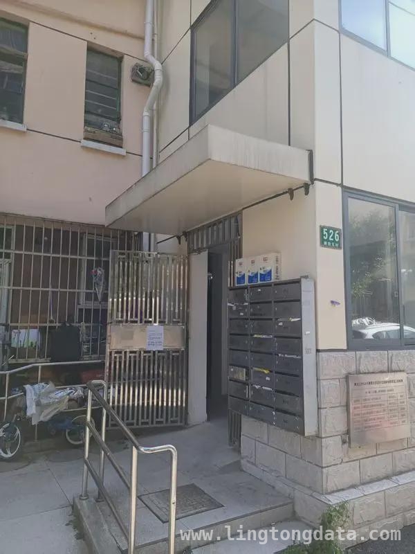两年电梯故障30多次，老旧小区居民盼“安全上楼”！，加装电梯“惊魂不断”，潍坊五村老人出行再遇难题！
