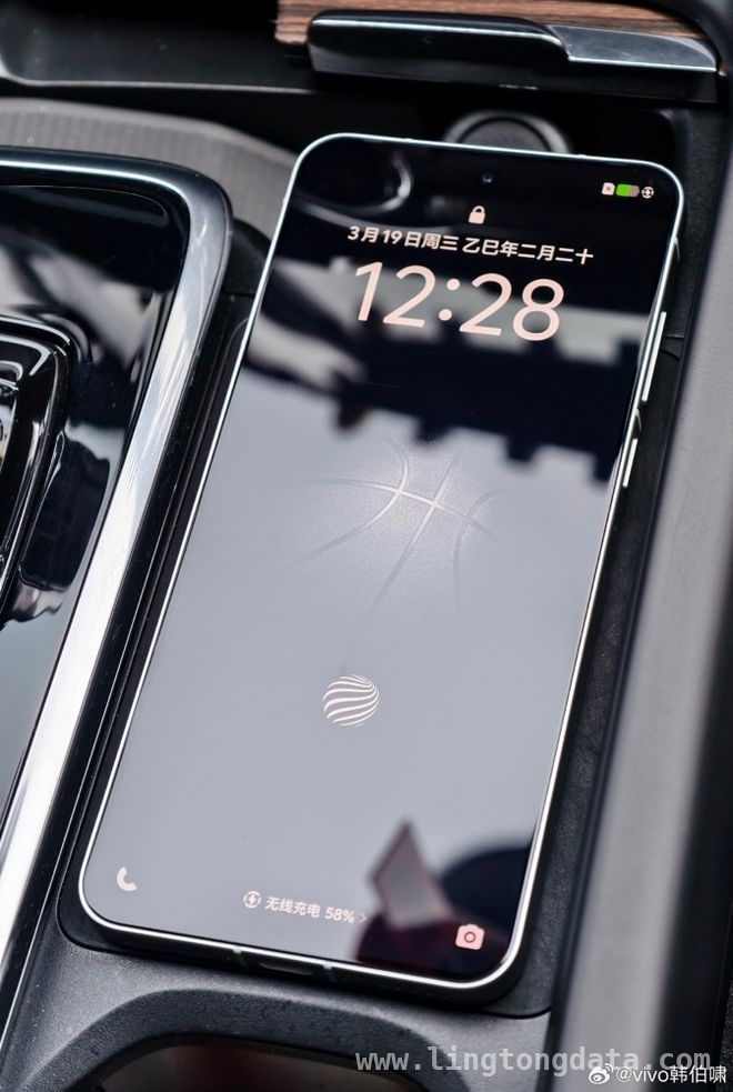揭秘vivo未来新品：从手机到智能设备的全面布局，vivo新品爆料：多领域布局，惊喜不断！