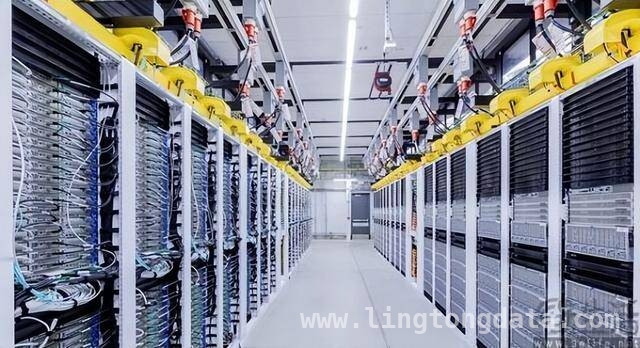 AI数据中心泡沫隐现，巨额投资何去何从？ 从互联网泡沫到AI数据中心，历史会重演吗？