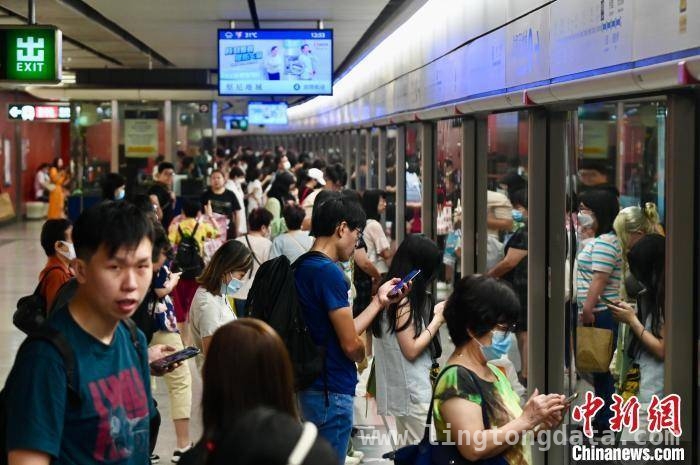 香港公共交通惊艳全球，荣膺世界“最佳”宝座，2025世界“最佳公共交通系统”排名揭晓，香港夺冠！