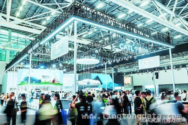 宁德时代“A+H”格局渐近，海外扩张步伐加快 宁德时代抢滩港股，海外市场潜力待释放