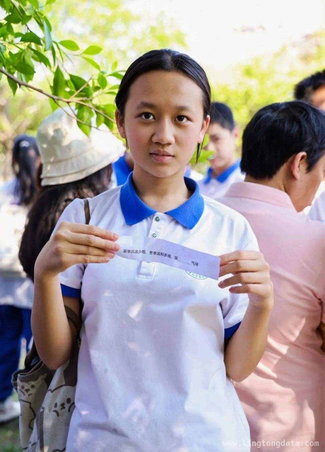 户外移动课堂：让学子在春天里成长蜕变 移动课堂开启，学子春日探索新征程