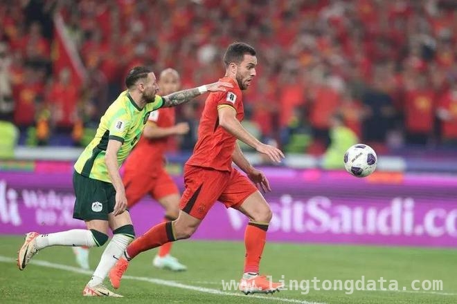 国足三连败后形势危急，挑战印尼队能否绝地求生？ 7万球迷见证国足失利，6月决战时刻将士能否不负期待？